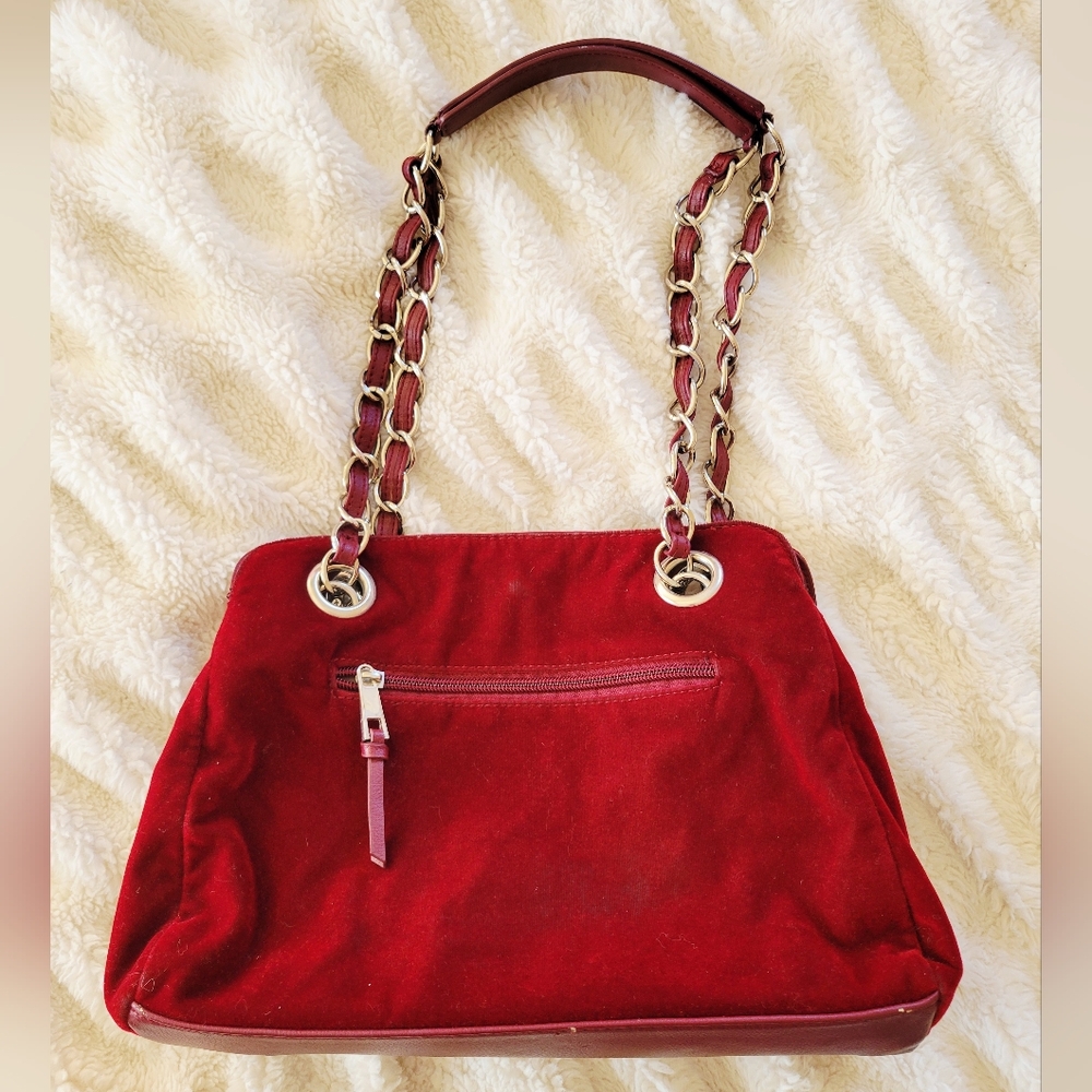 Nicole Miller Cranberry Red Velvet Shoulder Bag W Silver Chain Straps - Picture 2 of 12
